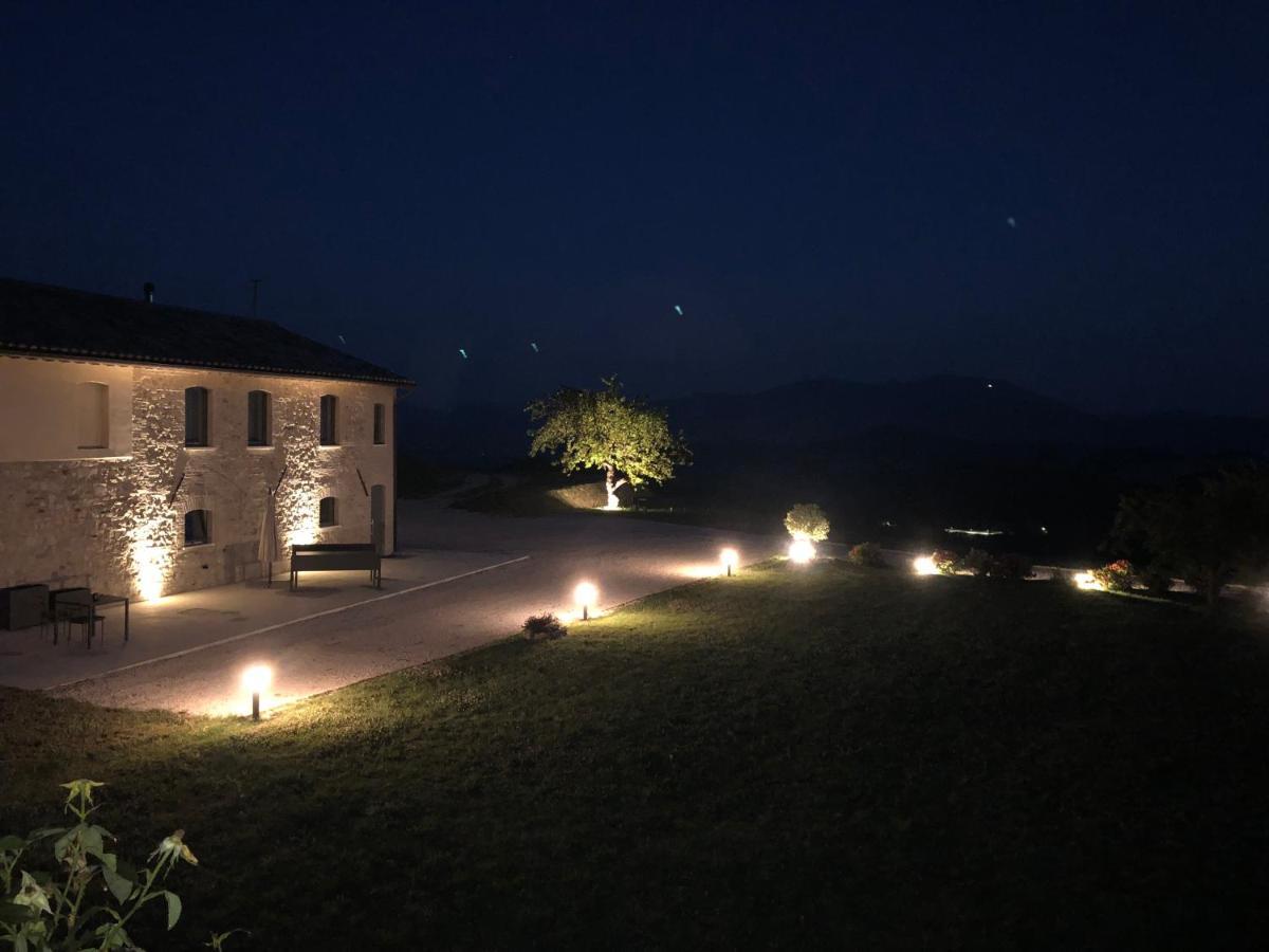 B&B Il Passo อูร์บีโน ภายนอก รูปภาพ